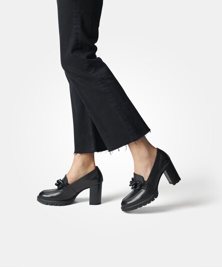 Paul green pump store